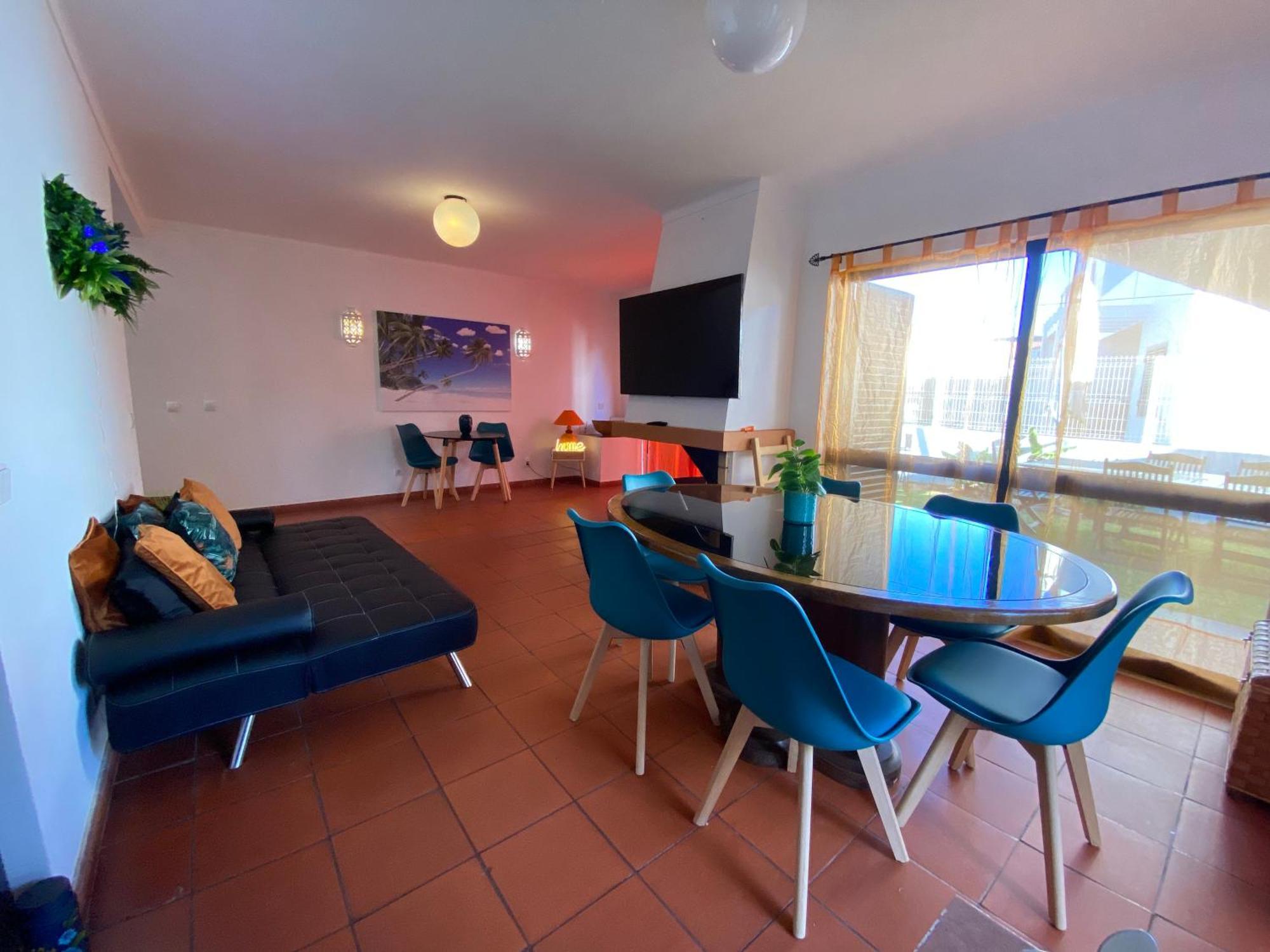 Вілла Summer House, Only 2 Minutes To The Beach In Vilamoura! Екстер'єр фото