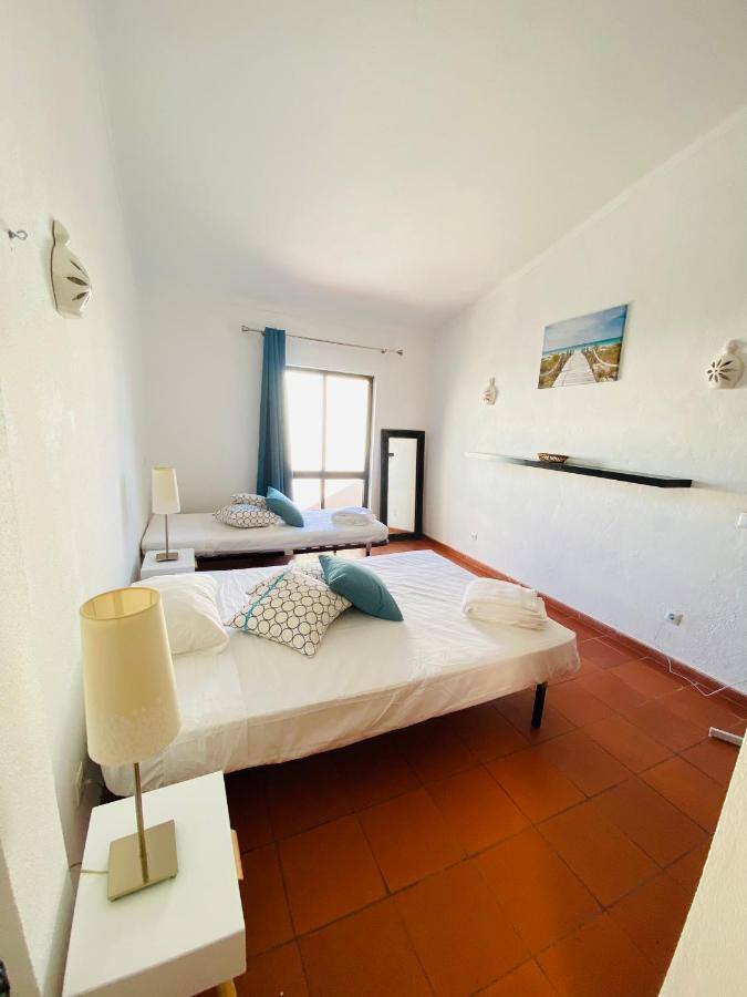 Вілла Summer House, Only 2 Minutes To The Beach In Vilamoura! Екстер'єр фото
